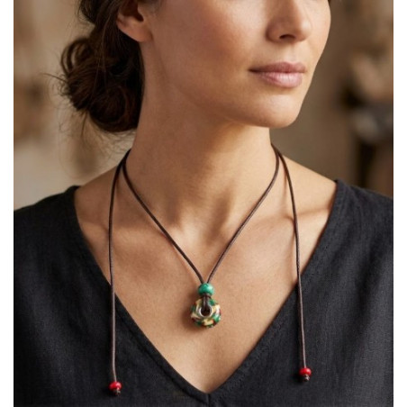 Bijou d'Exception  Collier en Verre Artisanal